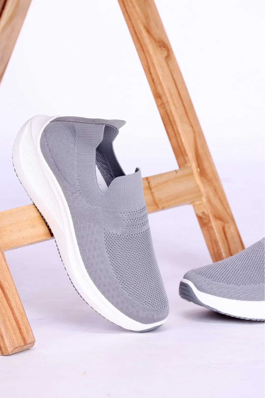 Men Comfortable Skechers by Kicks Menders