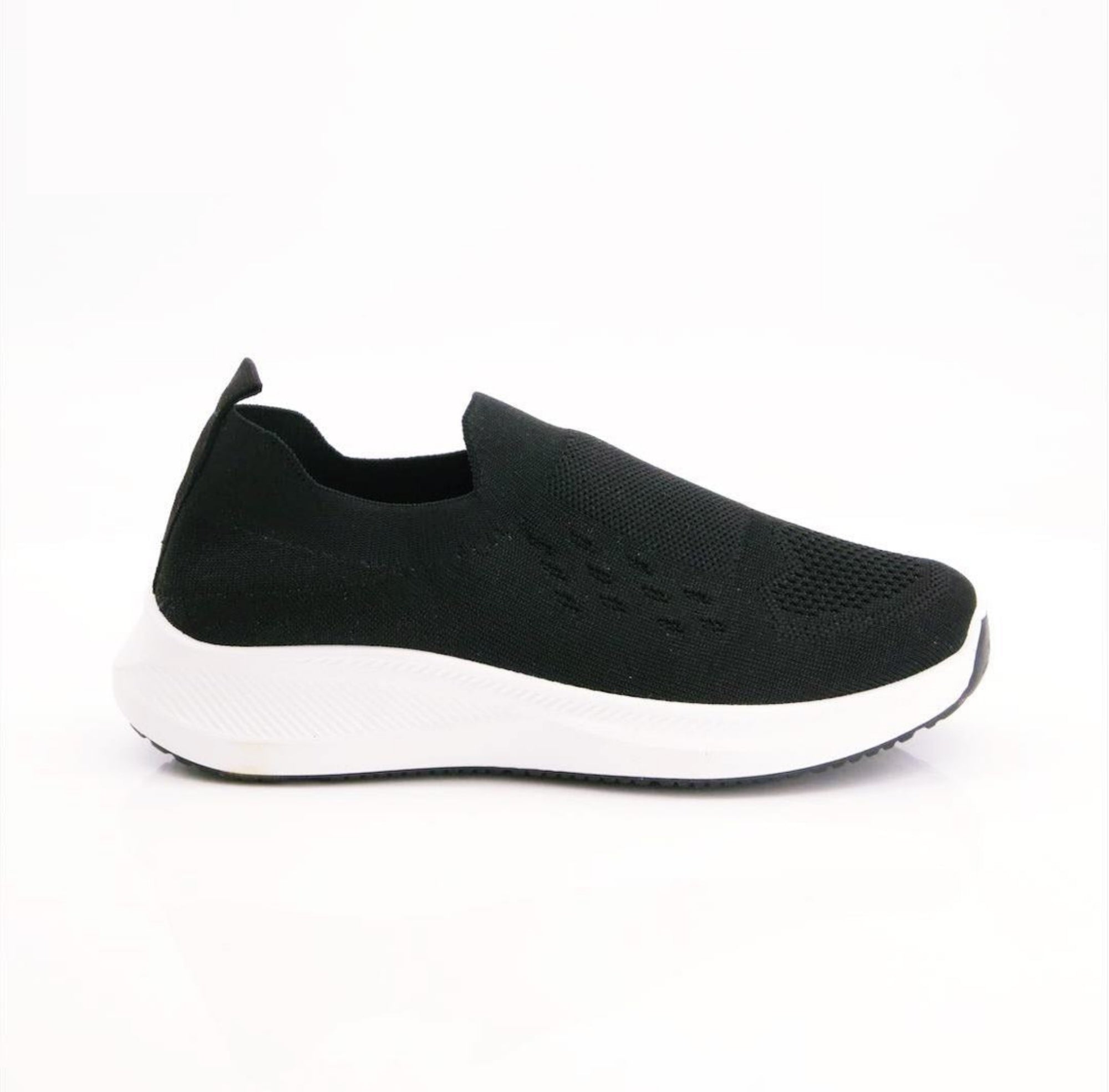 WOMEN'S BLACK SKECHERS SHOES